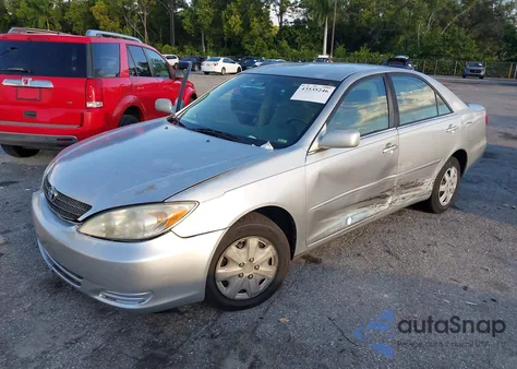 2004 Toyota Camry Le z USA, uszkodzony, nr VIN 4T1BE32K14U884308